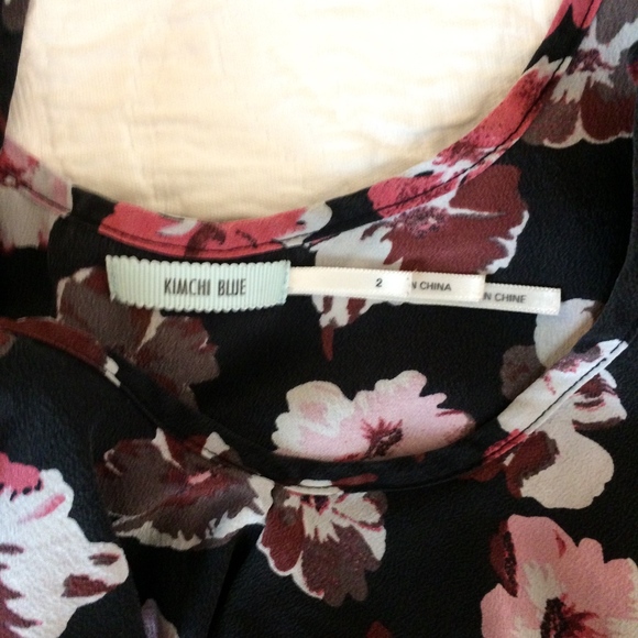 Feminine Floral Dress from Kimchi Blue - Picture 7 of 7